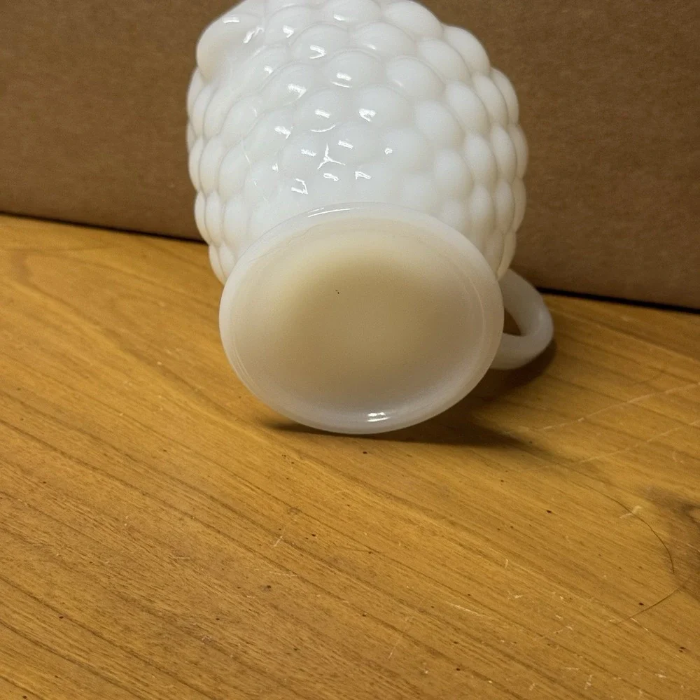 1950s Anchor Hocking Creamer White Milk Glass Bubble‎